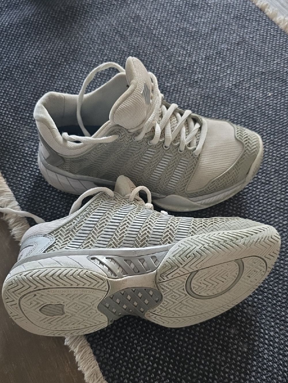 K-Swiss Women's Tennis Shoes Light Gray / White